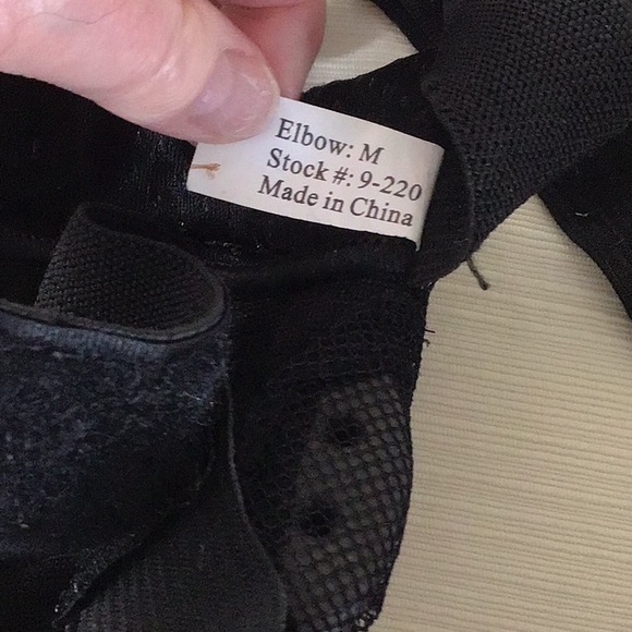 🎁 5 for $10 Sale🎁Channel One Skateboards Pads Aggressive Series M 8-11 years - Picture 6 of 10